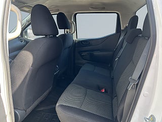 Nissan Navara Dubbelhytt 2.3 dCi 4WD Kåpa/Motorvärmare/Ledramp – bild 13