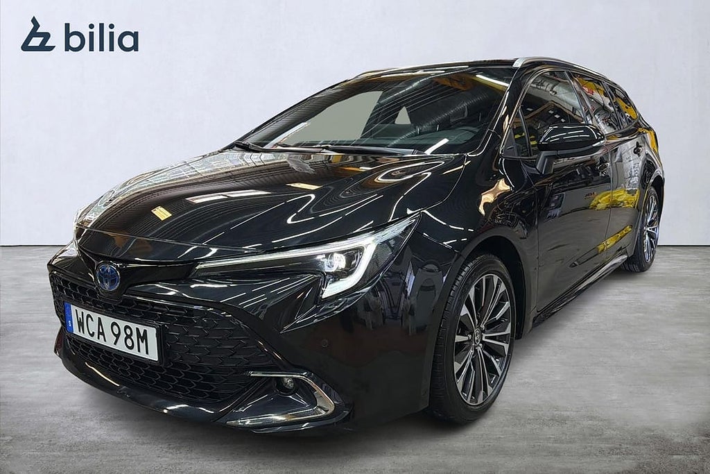 Toyota Corolla 1,8 HYBRID Touring Sports Style Appstyrd V...