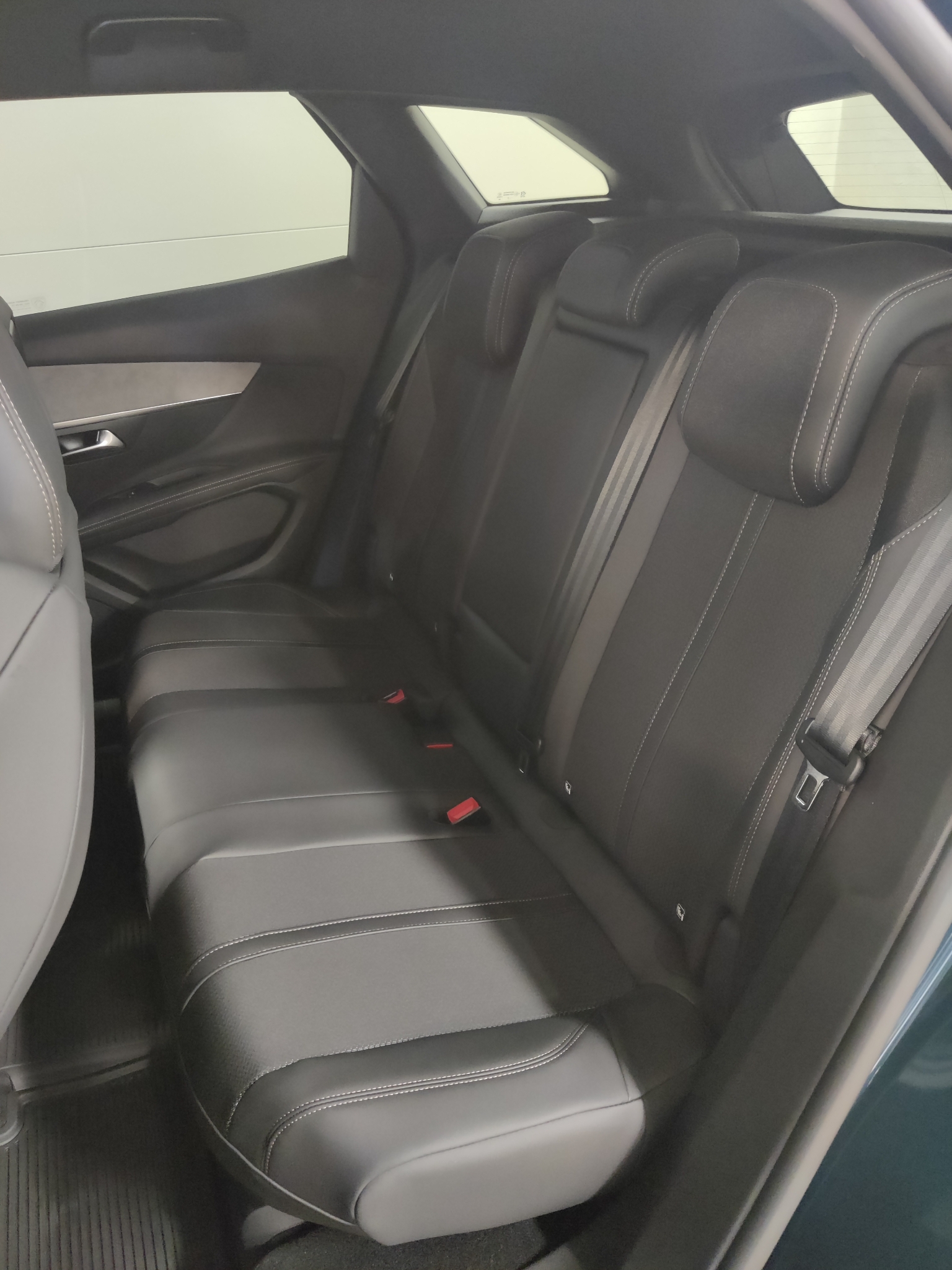 Peugeot 3008 GT PureTech 130 AUT DEMO 2022, kuva 7/36