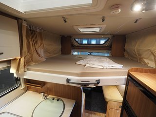 Husbil-halvintegrerad Carado T 449 20 av 22