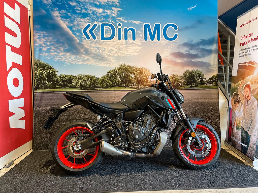 Yamaha MT-07 