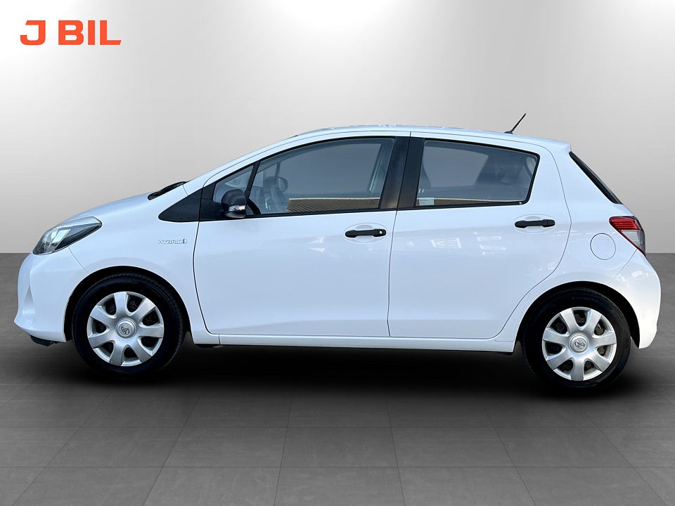 Bild på Toyota Yaris Hybrid Life e-CVT 101hk Aut KAMPANJRÄNTA 3,99%