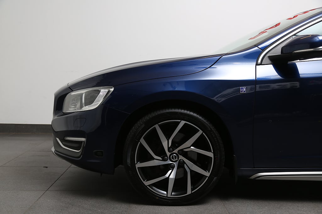 Volvo V60 D4 181hk Ocean Race Business E AWD Aut Skinn Drag 2015