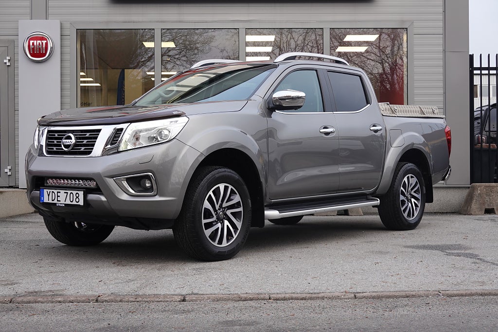 Nissan Navara Dubbelhytt 2.3 4WD TEKNA VÄRMARE | 360 KAMERA | SKINN | TAKLUCKA