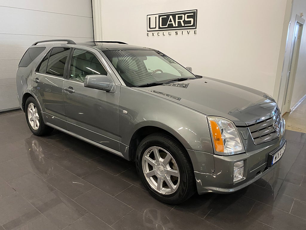 Cadillac SRX 4.6 V8 AWD Hydra-Matic 7-sitsig
