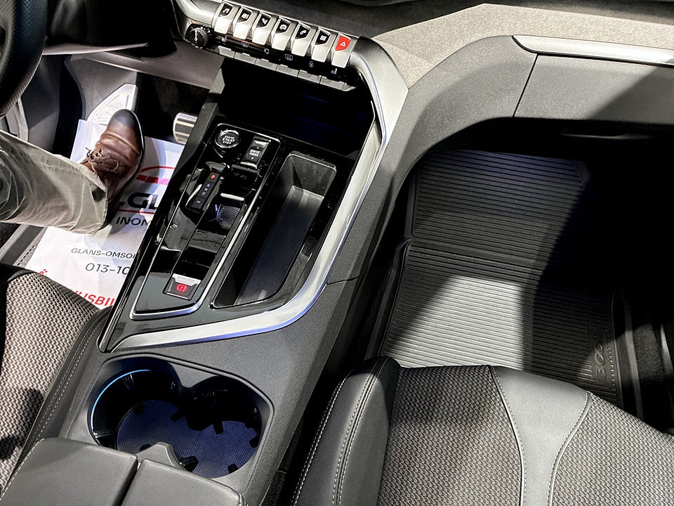 Bild på Peugeot 3008 GT 1.2 PT 130hk Aut BACKKAMERA KEYLESS