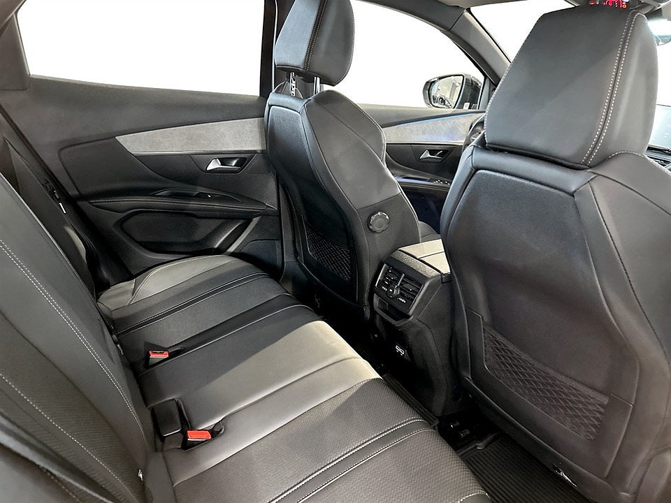 Bild på Peugeot 3008 GT 1.2 PT 130hk Aut - B-KAMERA,CARPLAY,NAV