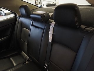 Sedan Suzuki Kizashi 14 av 23