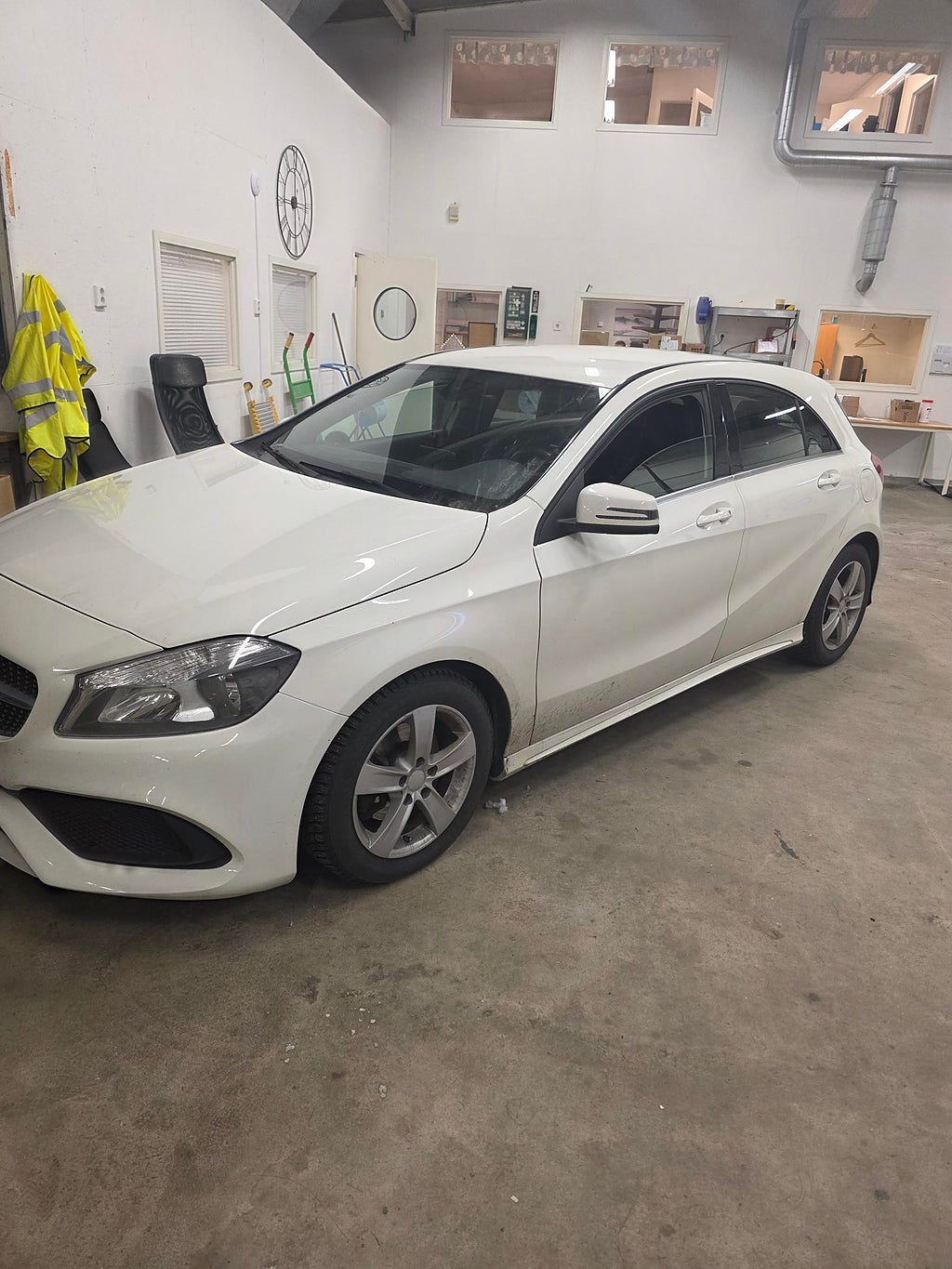 Mercedes-Benz A 180 7G-DCT Style AMG kamera 122hk 