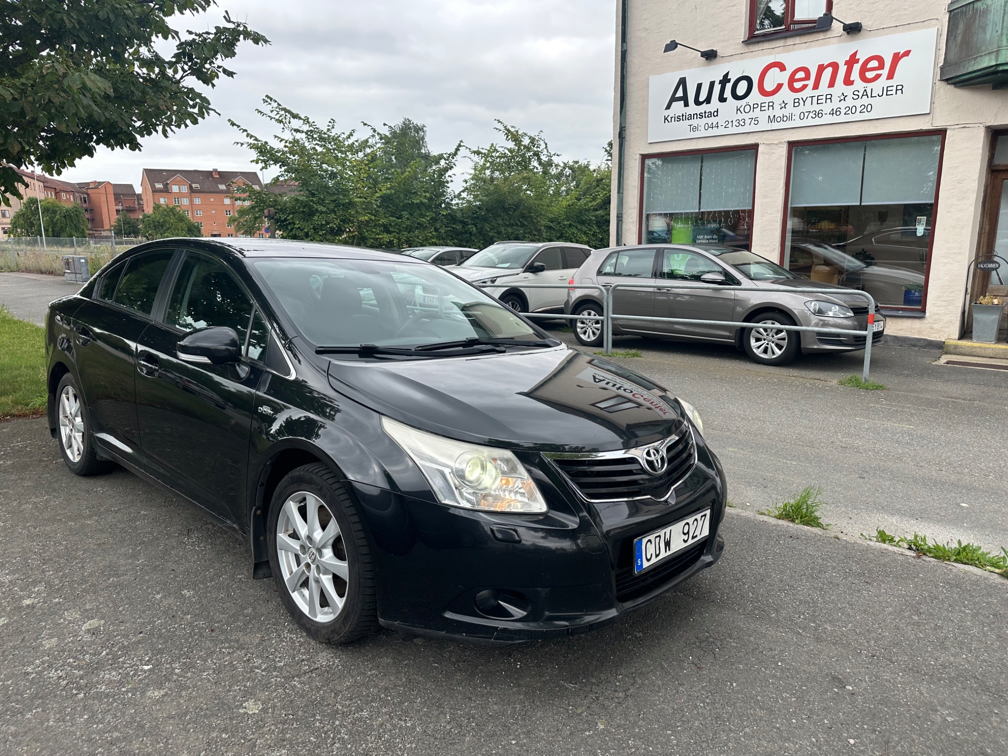 Toyota Avensis 2011, bild 2/10