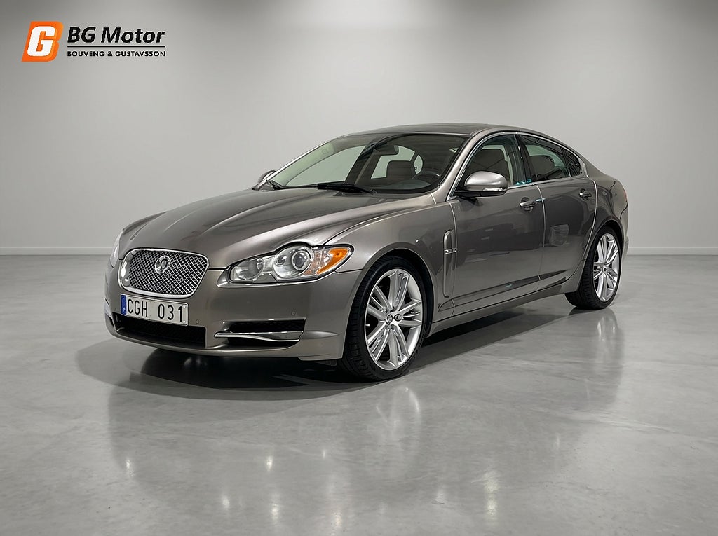 Jaguar XF 3.0 V6 275HK Aut B&W/Skinn/Backkamera/Värmare
