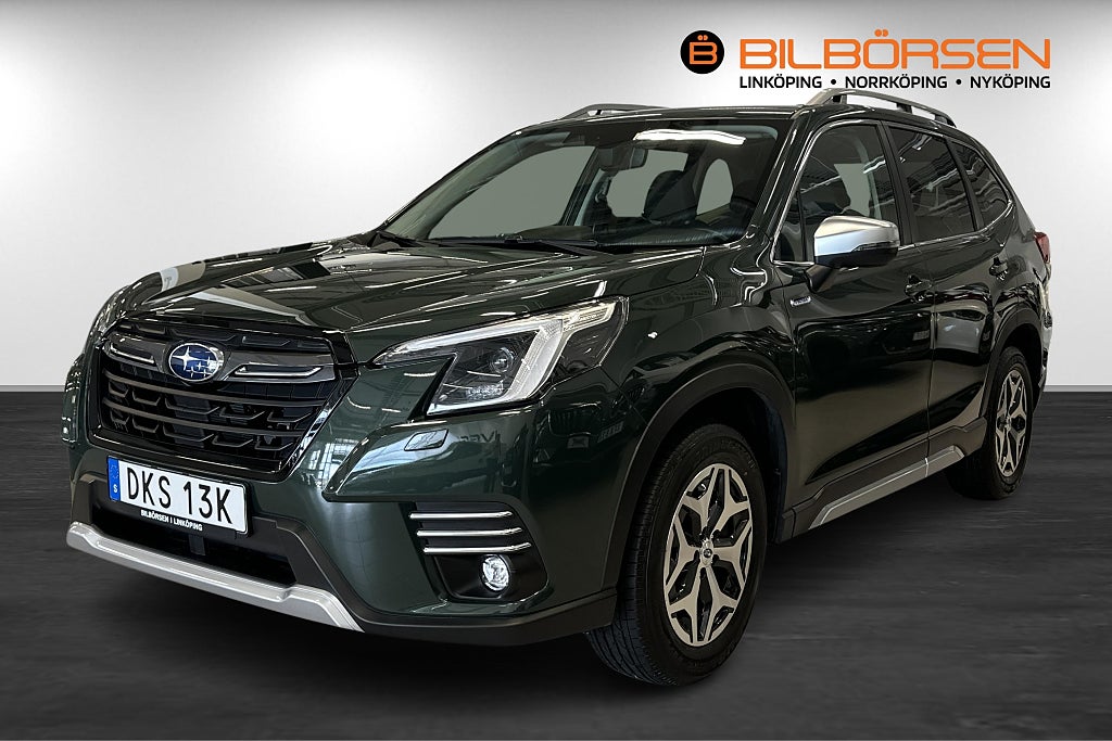 Subaru Forester E-Boxer XFuel Active (Drag, Kamera, Låg skatt)