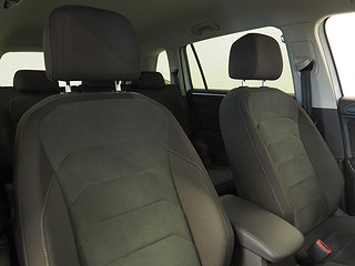 SUV Volkswagen Tiguan 7 av 23