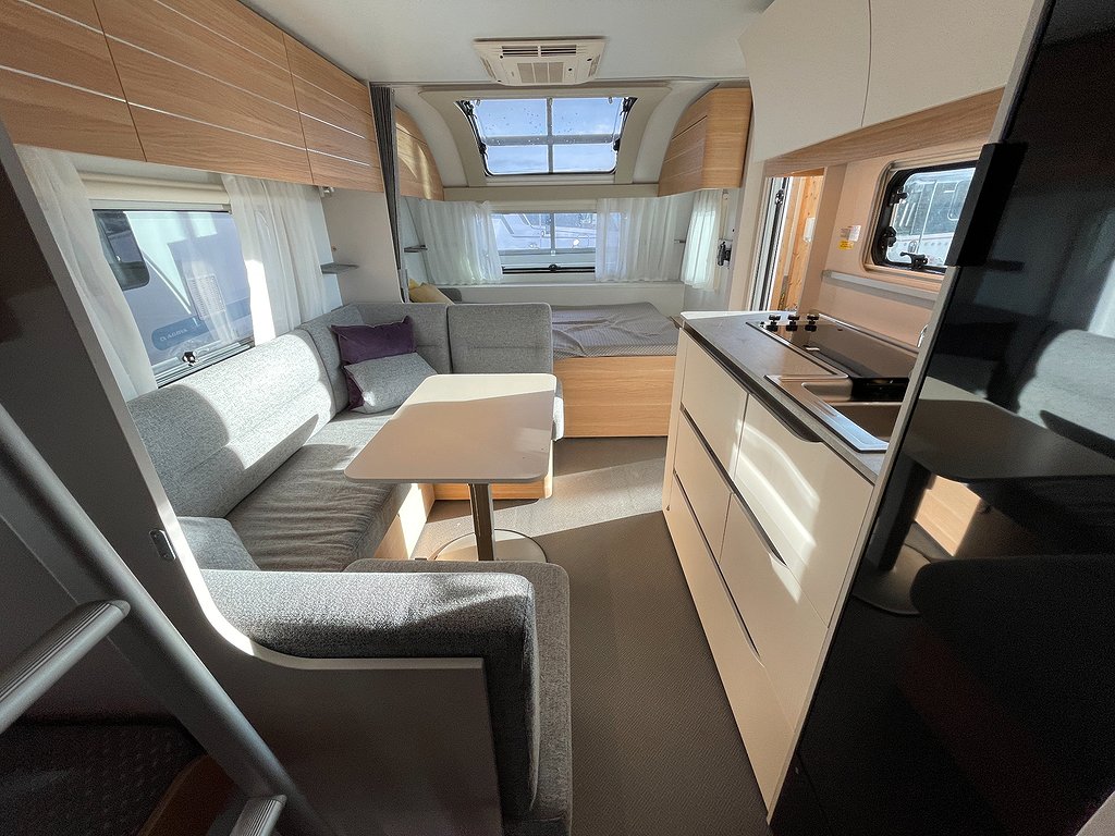 Adria Adora 573PT / Mover / AC / Barnkammare / Markis /  - Adria