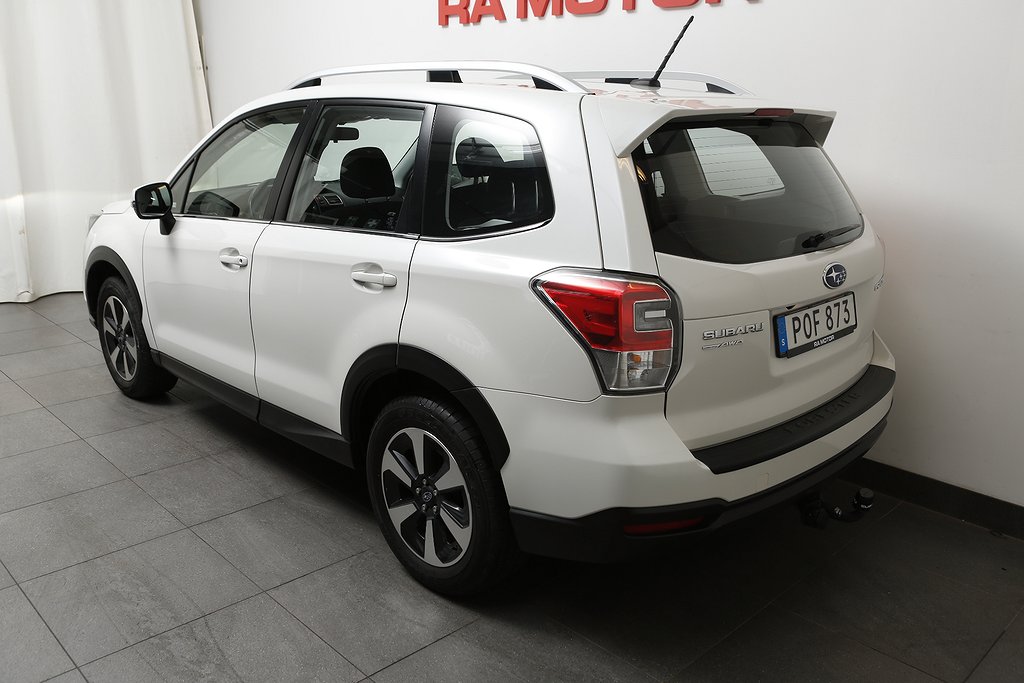 Subaru Forester 2,0i 150hk AWD Aut 1ägare Dragkrok 2016