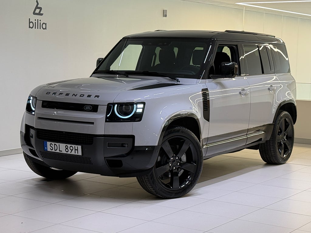 Land Rover Defender 110 P300e X-Dynamic SE