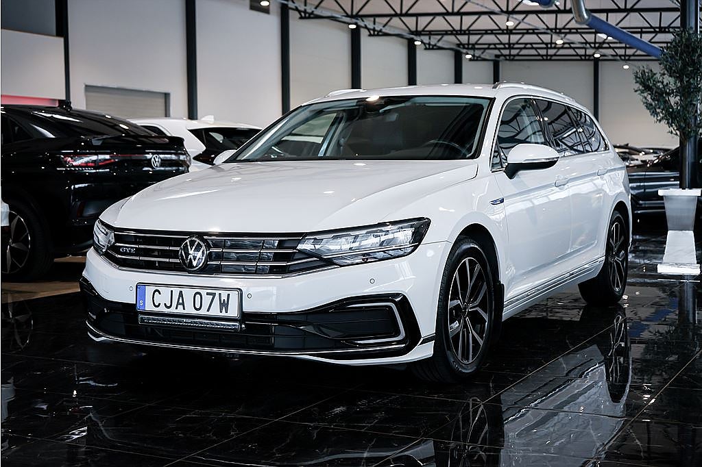Volkswagen Passat Sportscombi GTE 1.4 TSI DSG Backkamera LED Drag