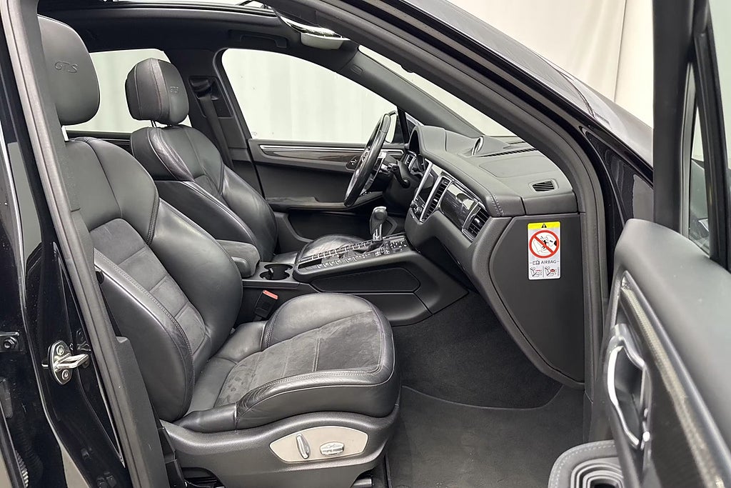 Porsche Macan GTS PDK Värmare Sportavgas Drag Bose Kamera Pano miniatyr 14
