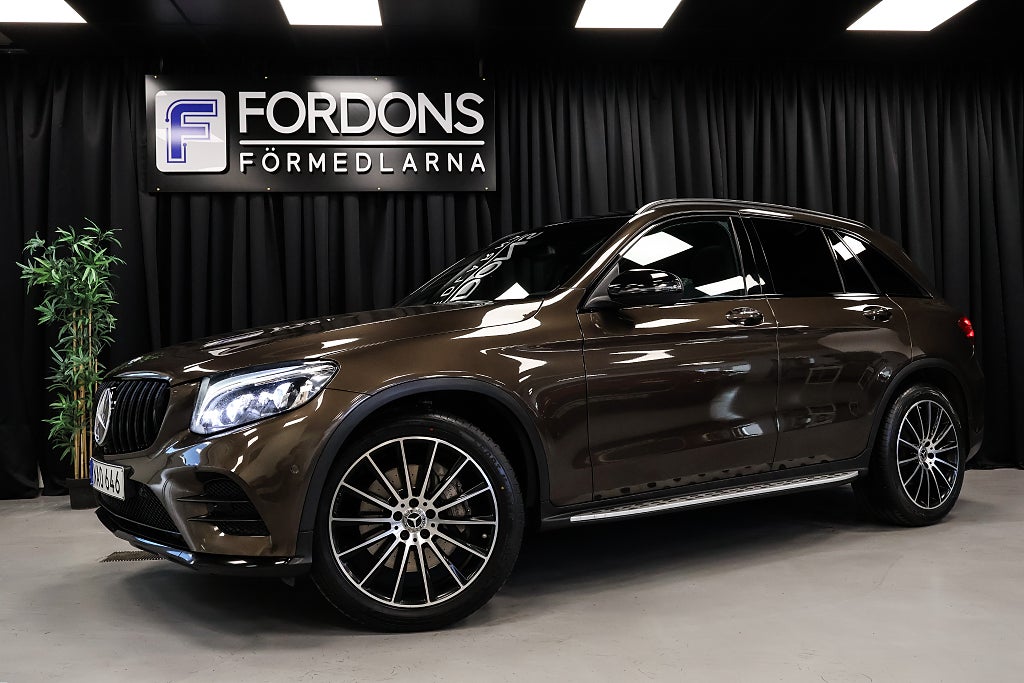 Mercedes-Benz GLC 250 d 4MATIC AMG | Night PKG | Pano | Drag | Keyless |