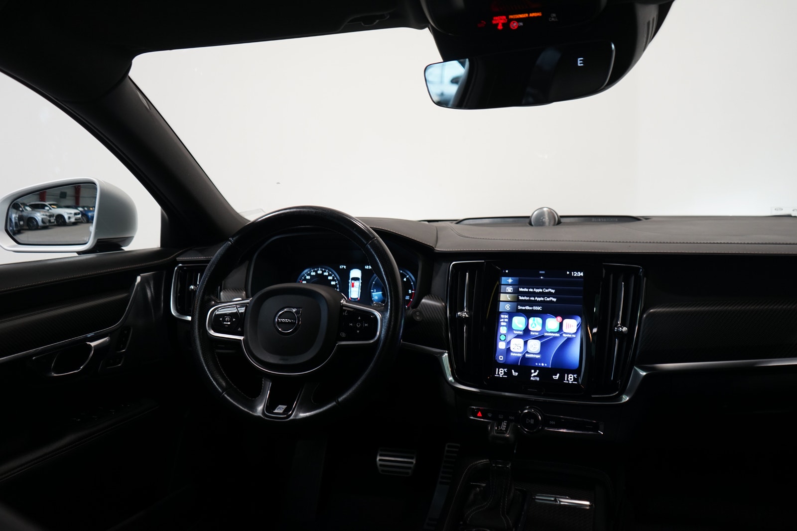 Volvo V90 D5 AWD R-Design B&W Panorama Se Spec 235hk 2017 - miniatyr 5