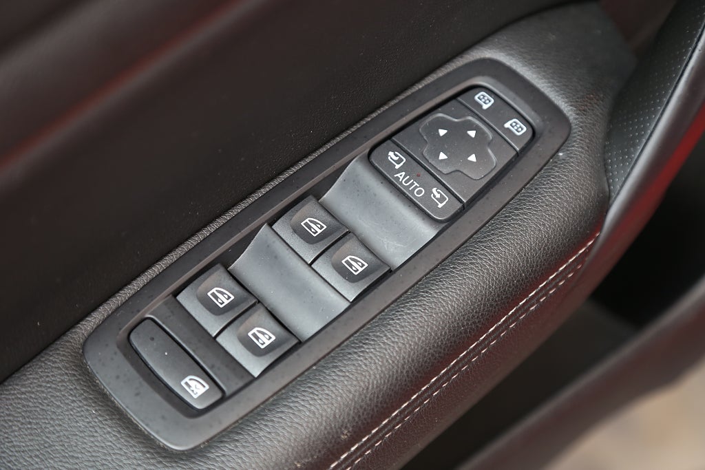 Renault Mégane Sport Tourer 1,3 TCe 140hk Aut Navi Kamera