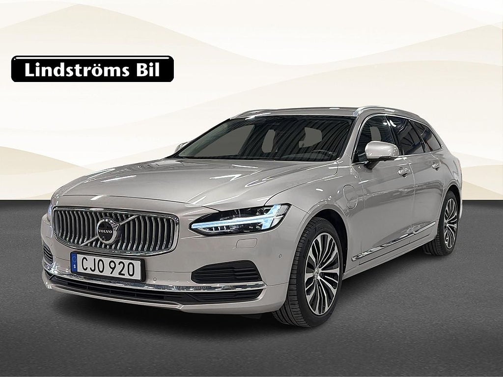 Volvo V90 Recharge T6 AWD Core Edition Vinterhjul