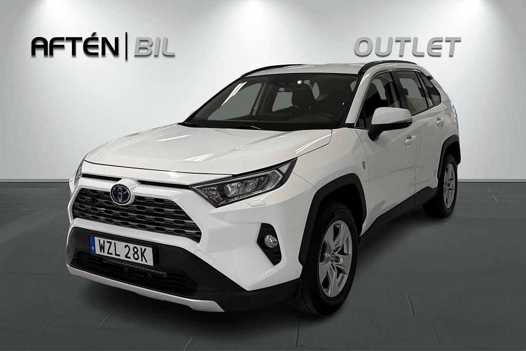 Toyota RAV4 Hybrid AWD-i E-CVT Active M-Värmare B-kamer Carplay GPS