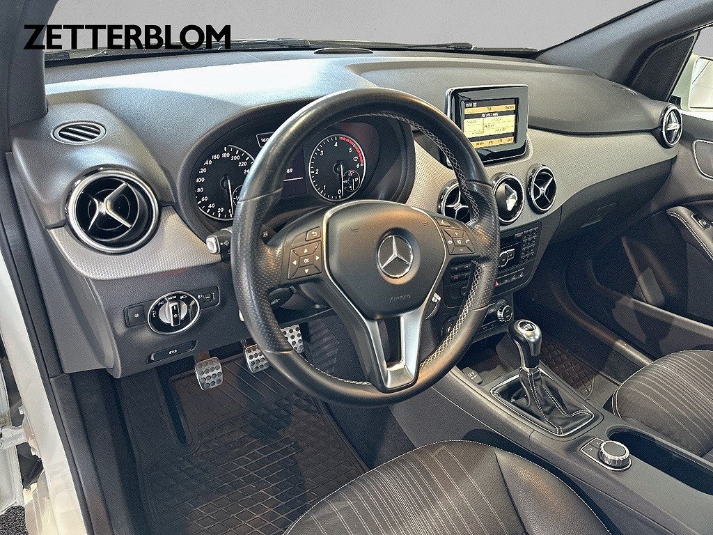 Halvkombi Mercedes-Benz B 8 av 17