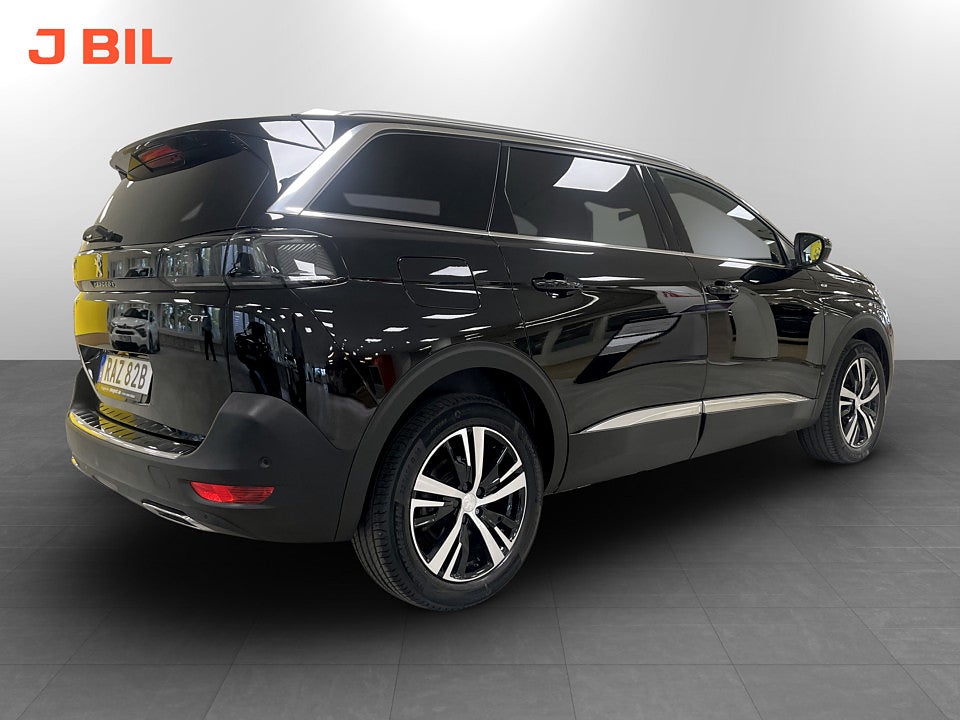 Bild på Peugeot 5008 GT 1.2 PT 130hk Aut 7-SITS B-KAMERA CARPLAY