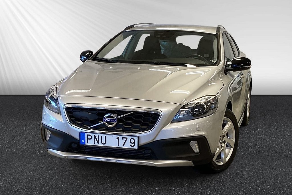 Volvo V40 Cross Country D3 Summum Läder VOC B-Kamera Elstolar Farth