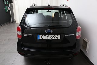 SUV Subaru Forester 8 av 23