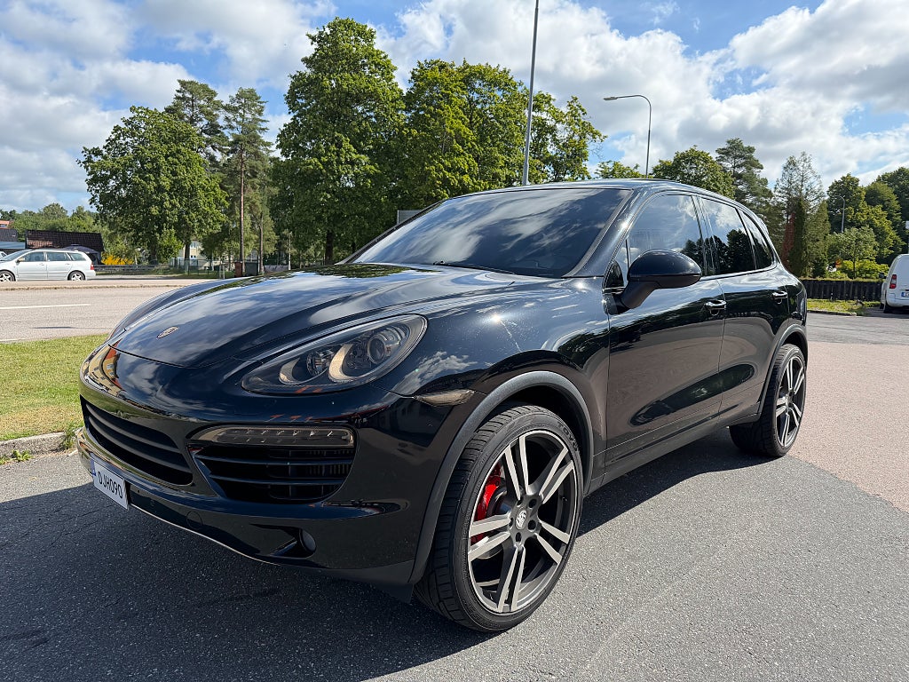 Porsche Cayenne Diesel TipTronic / 22 Tum /Drag Ny besiktigad