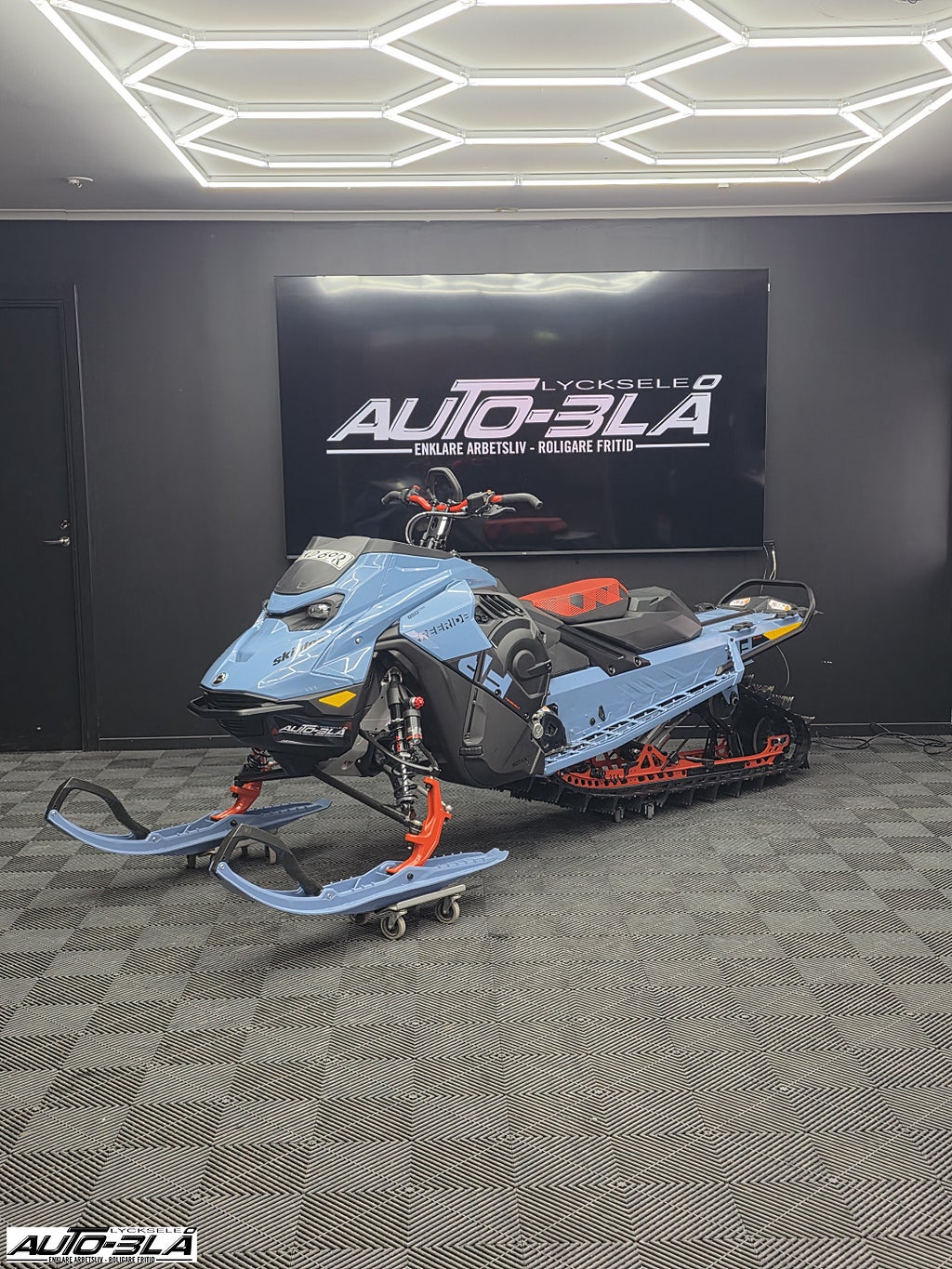 Ski-Doo Freeride Standard 850 E-TEC 146