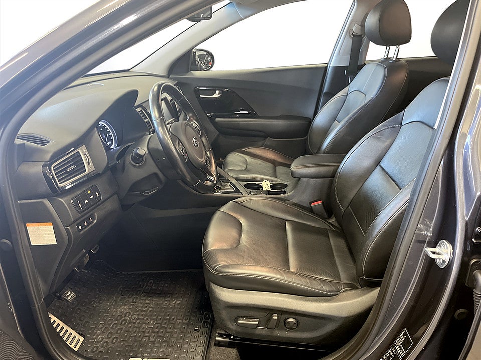 Bild på Kia Niro Advance Plus PHEV 141hk Aut B-KAMERA ELSTOL