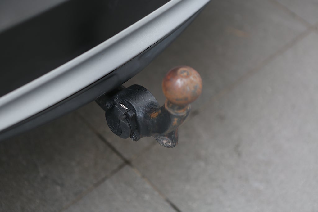 Honda CR-V Hybrid 215hk Elegance AWD e-CVT Navi Drag 2022