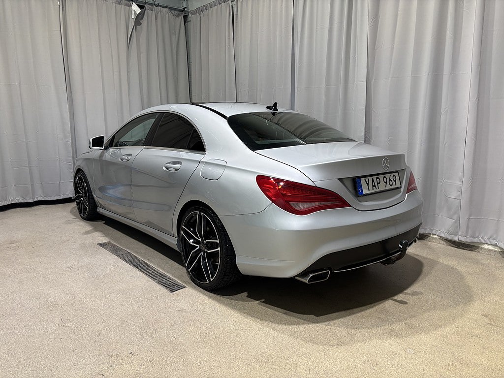 Mercedes-Benz CLA 200 7G-DCT Urban Line Bkam Pano Skinn Navi Drag Ambligh