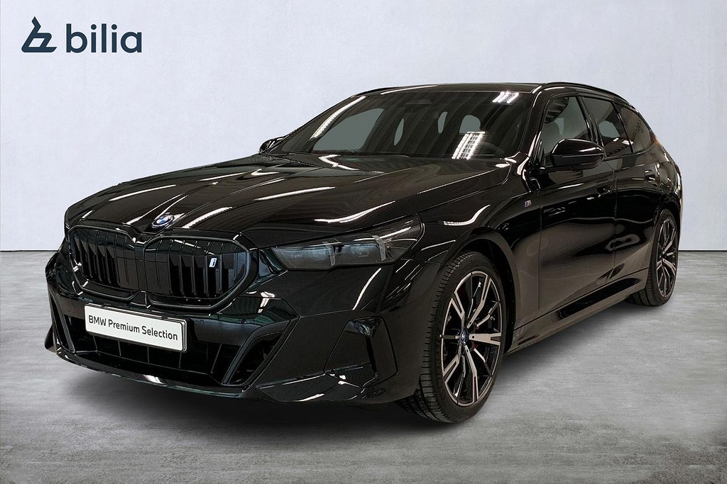 BMW i5 eDrive 40 Touring M-Sport | DEMOBIL | Panorama | Travel | 20"