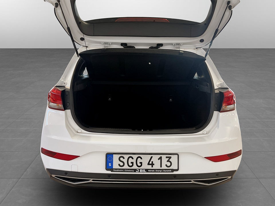 Bild på Hyundai i30 Essential 1.0 DCT 120hk Aut B-KAMERA CARPLAY