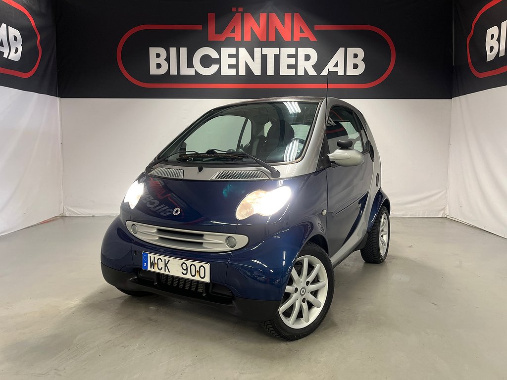 Smart fortwo 0.7 61hk Automat Panorama Nybes Låg års 2Ägare