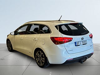 Kia Ceed cee'd_sw 1.6 EX Comfort Dragkrok/Värmare/Psens/Sov-däck