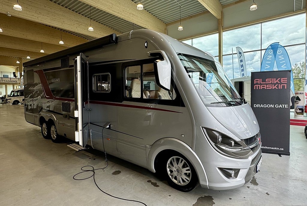 Bürstner Elegance 910 G /ALDE/Dragkrok/Mercedes/AC bodel/Ugn/Dubbla bobat
