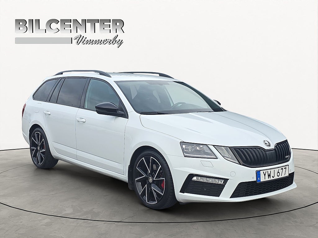 Skoda Octavia RS Kombi 2.0 TDI 4x4 DSG 184hk Drag P-värmare