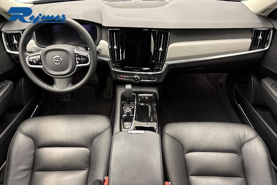 Volvo V90 Recharge T6 Core Edition 2023, bild 7/10