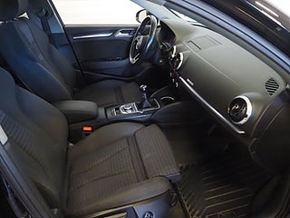 Sedan Audi A3 9 av 21