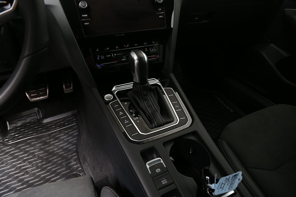 Volkswagen Arteon eHybrid Shooting Brake 218hk R-Line Värmare Drag 2022