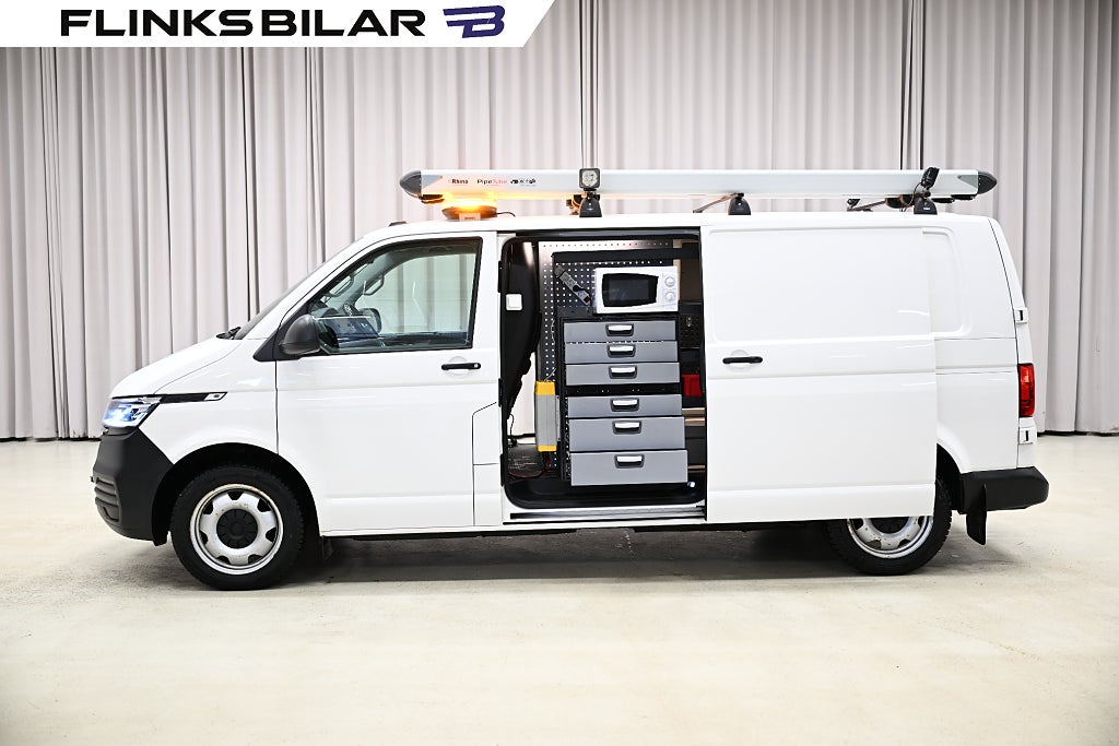 Volkswagen Transporter 4Motion 150HK Servicebil|V-Inredd|Inverter|Moms|SeUtr!