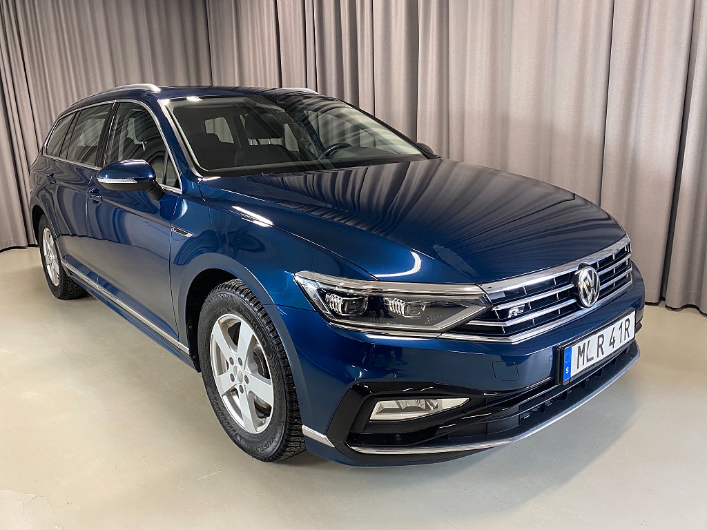 Volkswagen Passat Sportscombi TDI 190hk AWD R-Line Panorama Pvärm Drag