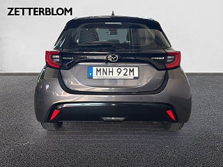 Halvkombi Mazda 2 4 av 14