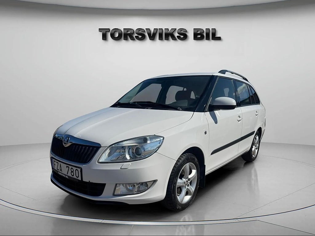 Skoda Fabia Kombi 1.2 TSI Elegance/Kamkedja/Ny besiktad