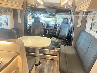 Husbil-halvintegrerad Kabe ROYAL 780 LXL 15 av 31